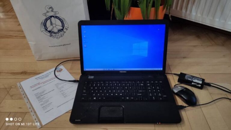 Gdynia: Drugie życie laptopów. Trafiają do uczniów