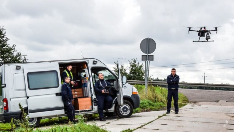 Policyjny dron i niebezpieczne wykroczenia drogowe