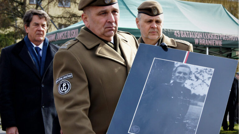 Wyjątkowa uroczystość nadania 43 Batalionowi Lekkiej Piechoty imienia ppor. Henryka Wieliczko ps. „Lufa” – jednego z najlepszych dowódców polowych antykomunistycznego podziemia zbrojnego