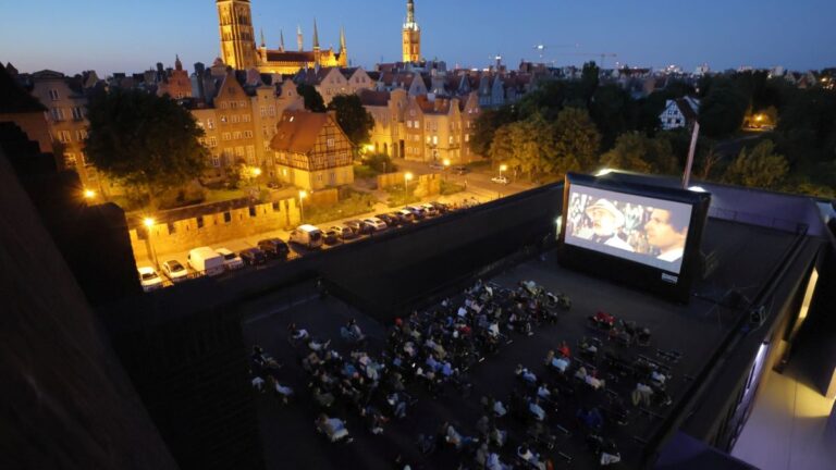 Kino na dachu Teatru Szekspirowskiego