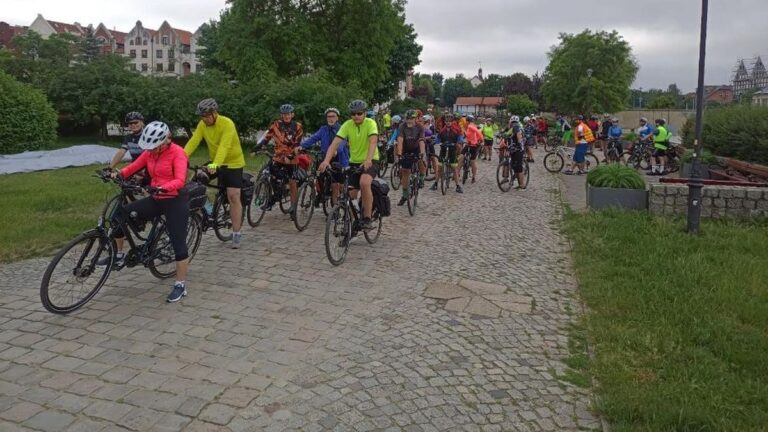 Sto kilometrów na&nbsp;rowerze