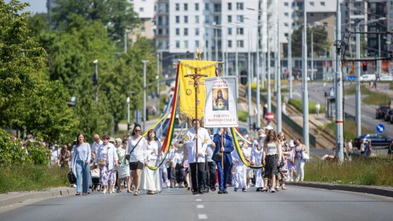Procesje Bożego Ciała w&nbsp;Gdańsku – utrudnienia w&nbsp;ruchu