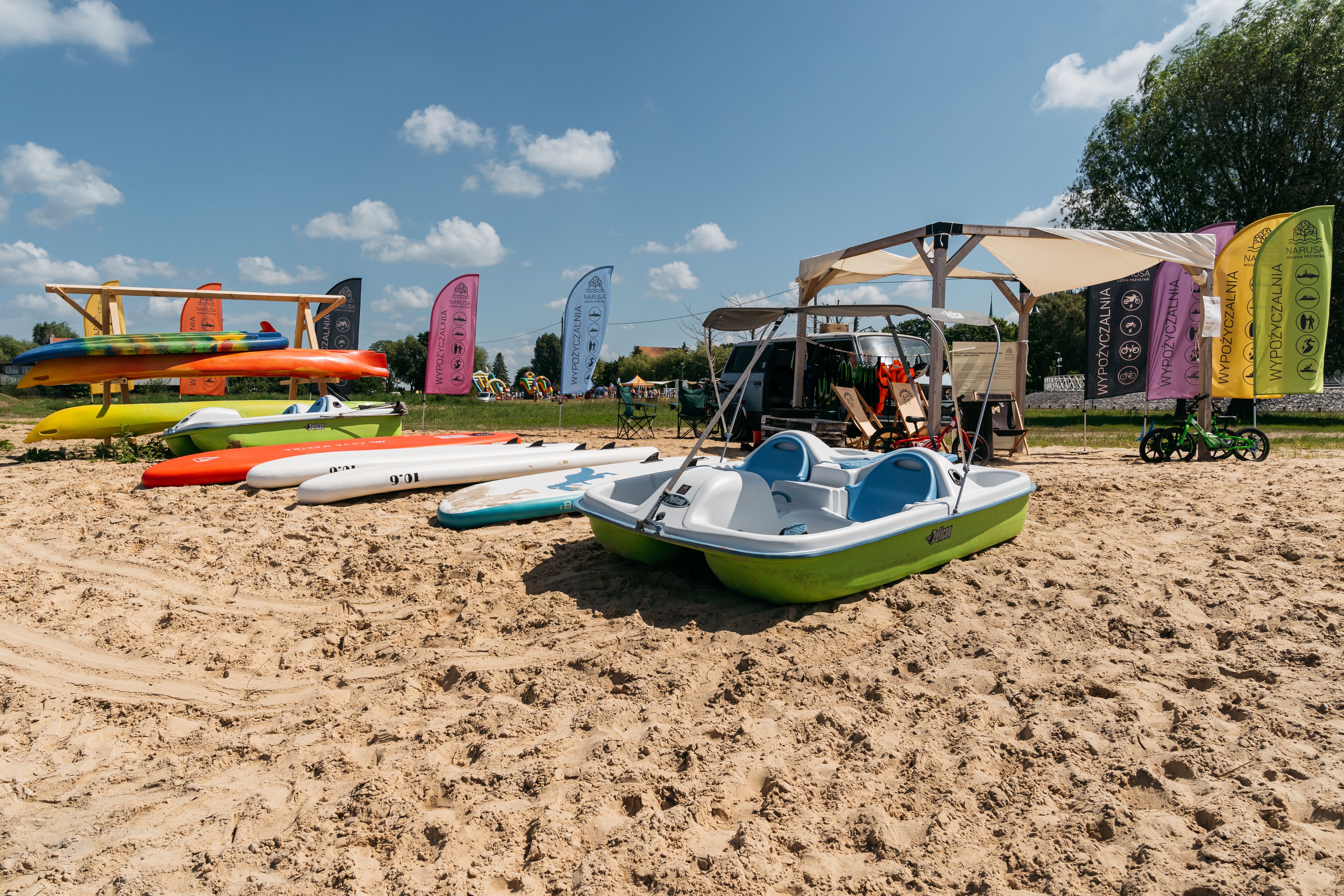 Wakacyjne lato we Fromborku z Narusą – zaplanuj sezon nad Zalewem Wiślanym!
