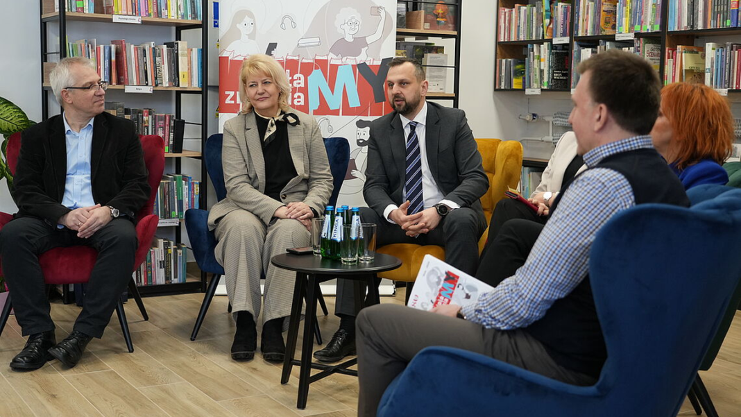 csm_remont_biblioteka_pieczewo_7dd6d0fec6