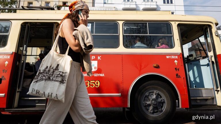 Maj w&nbsp;gdyńskiej komunikacji miejskiej: zabytkowe trolejbusy i&nbsp;więcej połączeń